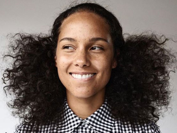 Alicia-Keys-No-Makeup-Movement