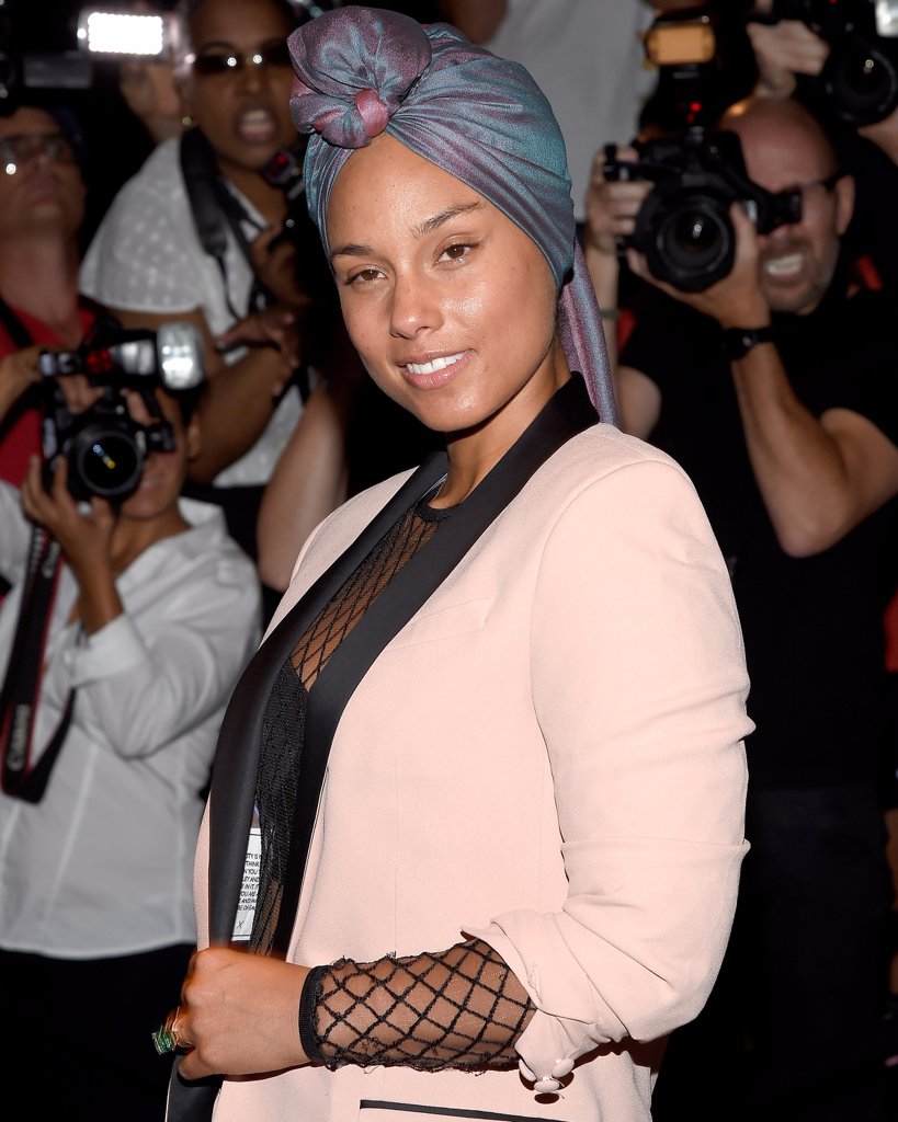 what-beauty-products-does-alicia-keys-use